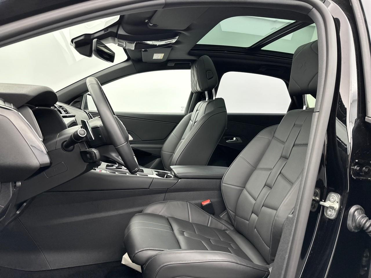 Ds Ds 7 crossback hybride rechargeable e-tense 225 eat8 opera — photo 9