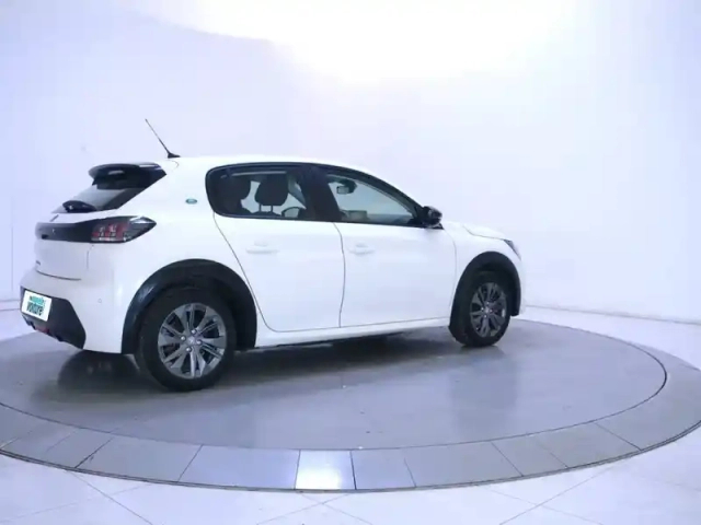 Peugeot 208 electrique 50 kwh 136 — photo 37