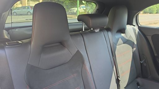 Mercedes Classe A 200 163 7G-DCT - AMG Line – 2018 – 65442 km – Essence – Boîte Automatique — photo 18