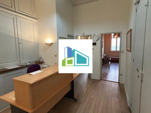 Local commercial 75 m² Marseille