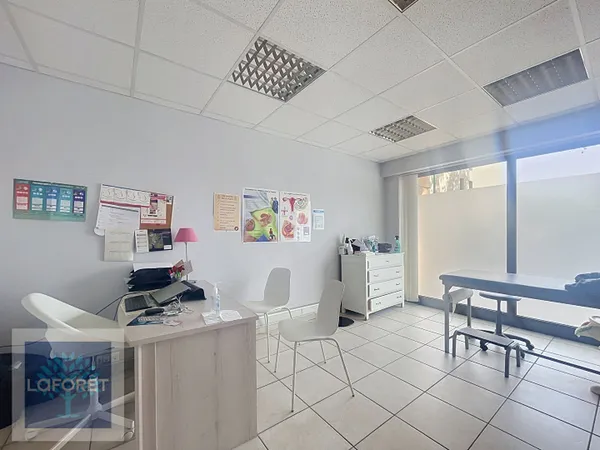 Parking 53 m²