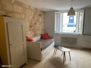 Studio meublé dans une échoppe bordelaise, secteur calme en plein centre-ville de Bordeaux