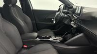 Peugeot 2008 1.2 PureTech 130ch S&S GT EAT8 — photo 15
