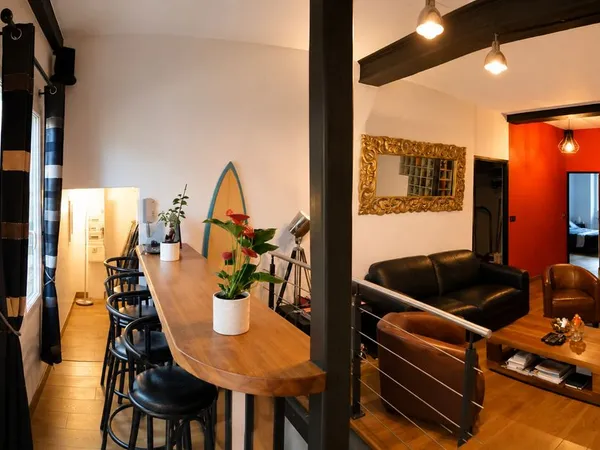 Magnifique duplex meublé 90 m² avec grande terrasse - Bordeaux Victoire
