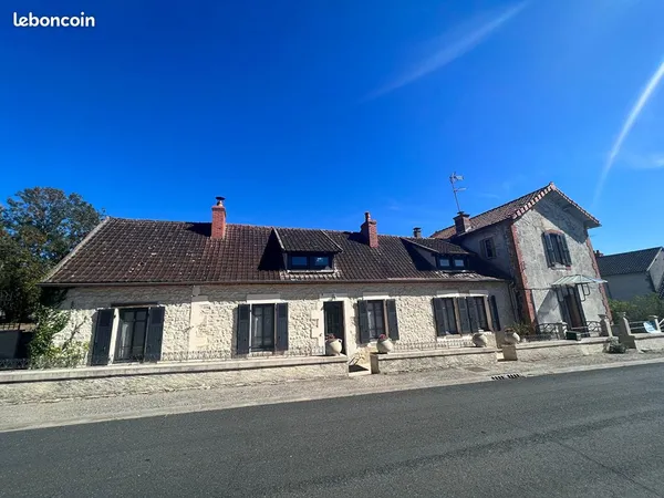 Maison 9 pièces 213 m²