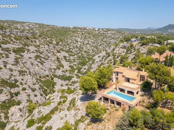 Maison 5 pièces 160 m²