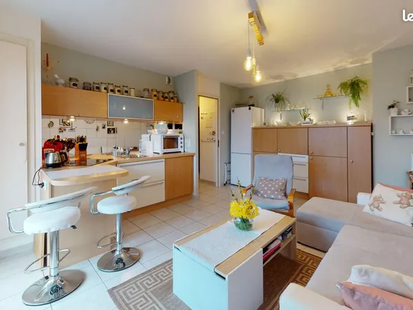 Appartement T2 avec Terrasse à Saint-Suzanne