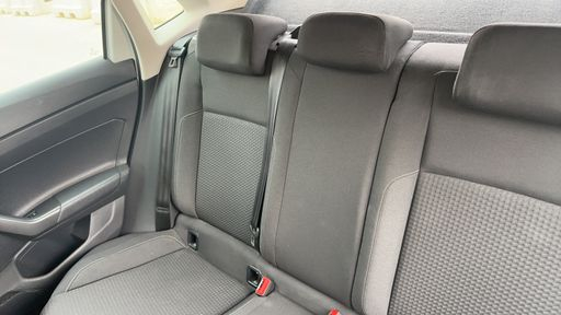 Volkswagen Polo 1.0 TSI 95 DSG7 - Confortline – 2018 – 125227 km – Essence – Boîte Automatique — photo 35