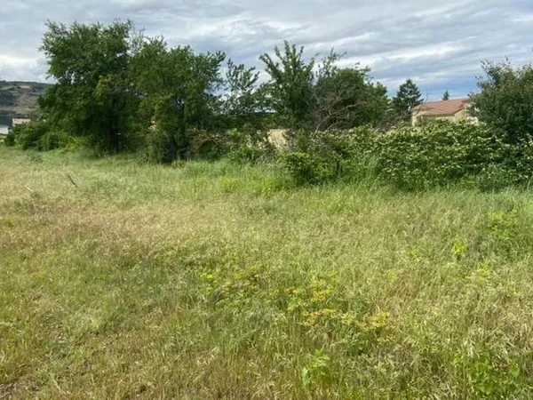Terrain 1066 m²
