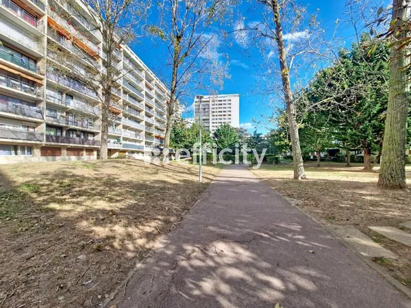 Appartement 4 pièces 82 m²