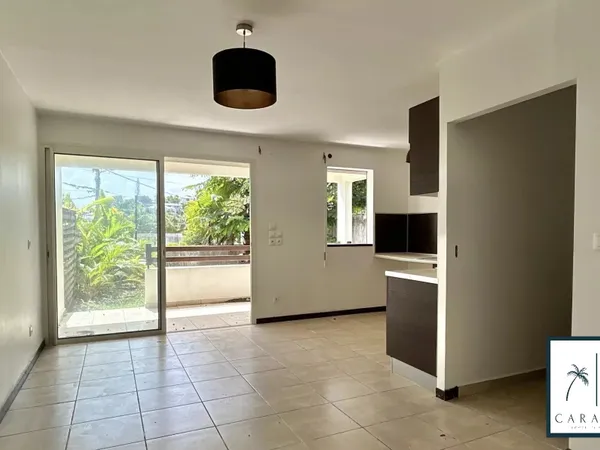 Studio avec terrasse, jardin et parking privatif - Le Gosier, secteur Dampierre