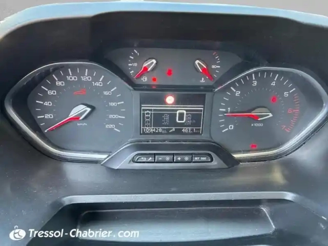 Peugeot Rifter standard bluehdi 100 bvm5 allure — photo 16