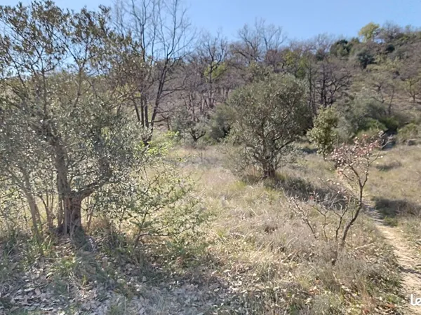 Terrain 2206 m² Malijai