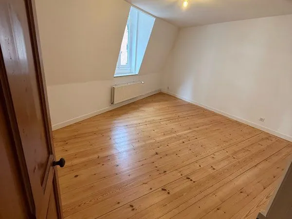 ✨a louer : chambre au quai du wault✨