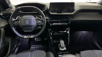 Peugeot 2008 1.2 PureTech 130ch S&S GT EAT8 — photo 11