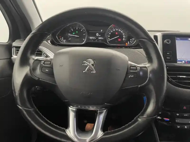 Peugeot 2008 bluehdi 120ch s&amp;s eat6 — photo 31