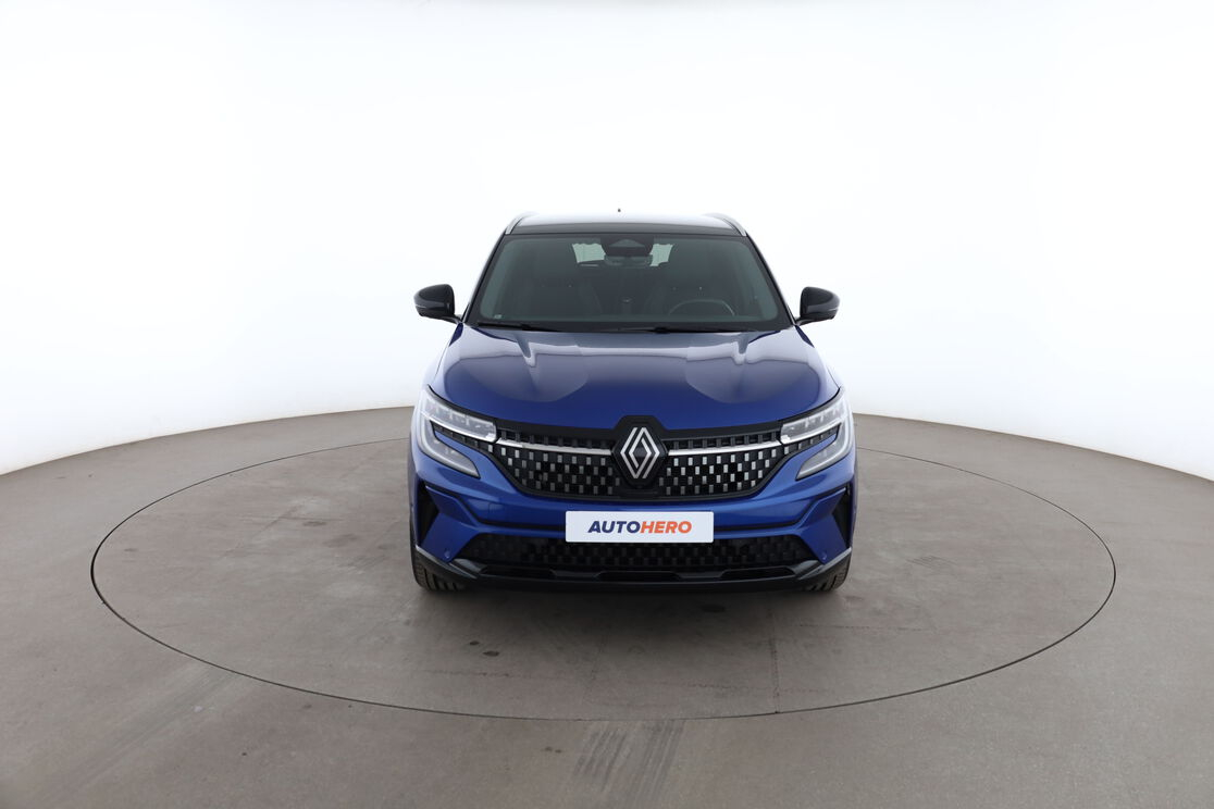 Renault Austral 1.2 Hybrid E-Tech Iconic — photo 8