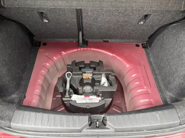 Nissan Micra ig-t 100 — photo 14