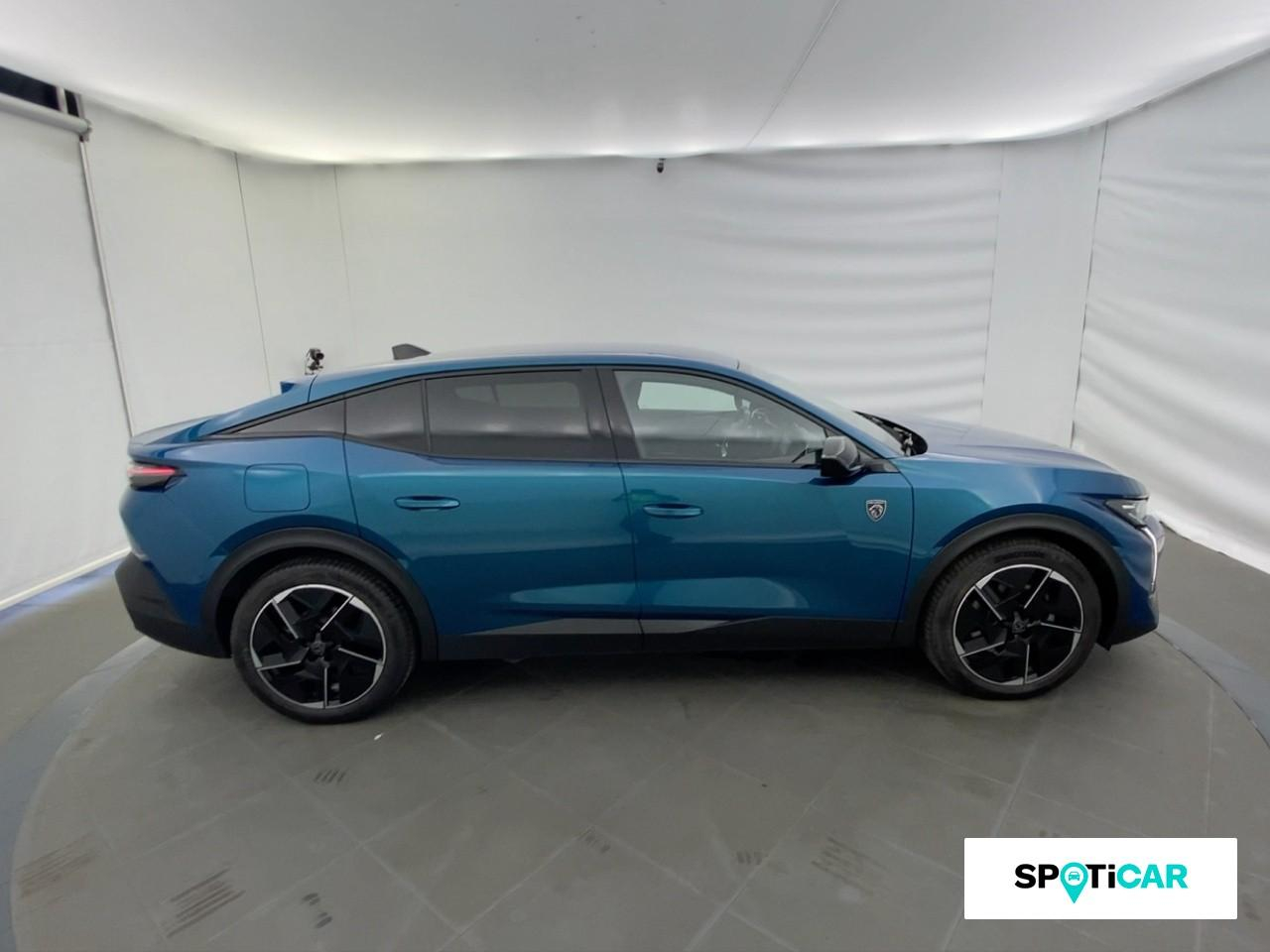 Peugeot 408 phev 225ch gt e-eat8 — photo 4
