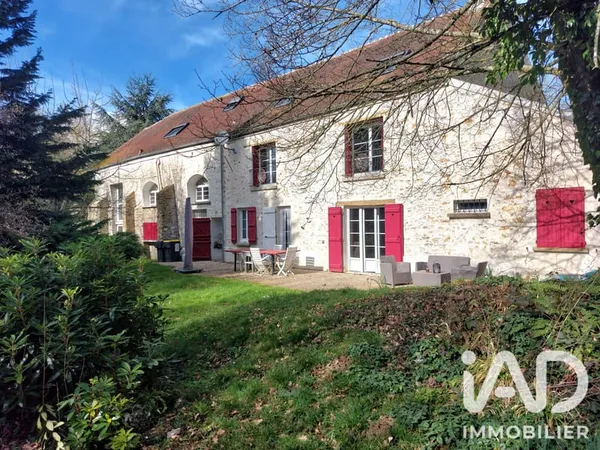 Maison 10 pièces 368 m²