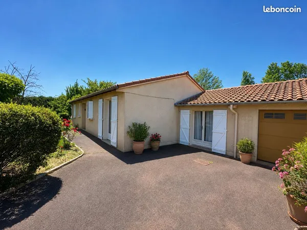 Maison de Plain-pied T5 garage et jardin - CORPORAL
