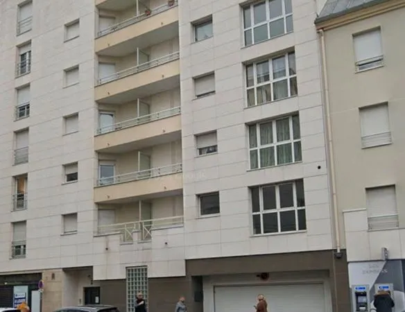 3 Parkings dans garage Centre ville Villeneuve-la-Garenne