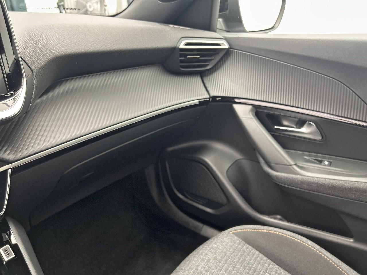 Peugeot 2008 100 s&s bvm6 style — photo 30