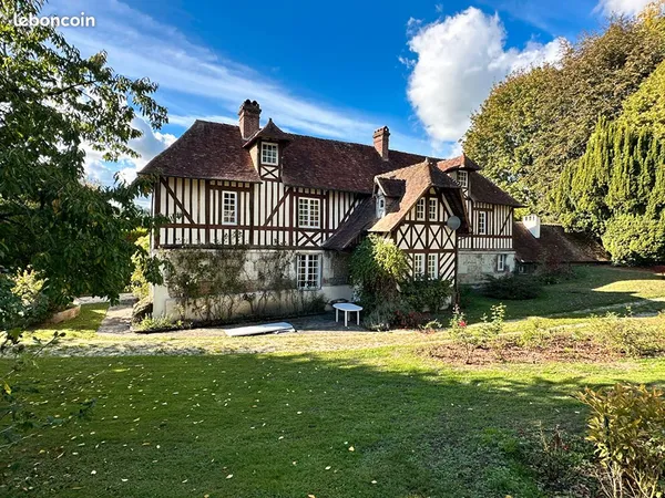 Propriété 9 pièces 245 m²