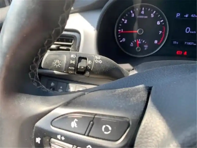 Kia Stonic 1.0 t-gdi 120 ch isg dct7 — photo 75