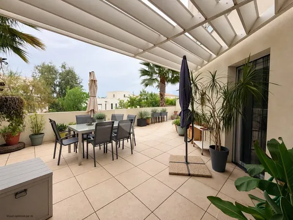 MÈZE T3 DE 67 M2 AVEC SUPERBE TERRASSE DE 44 M2 ET 2 PARKI