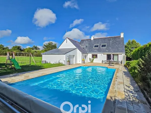 Maison 6 pièces 198 m²