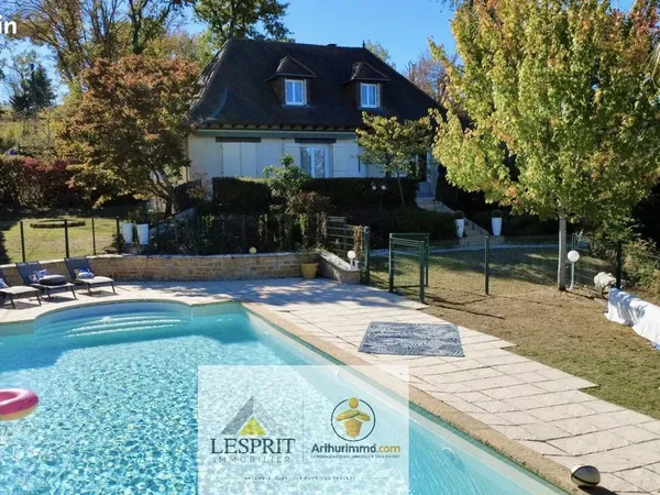 Maison 7 pièces 145 m²