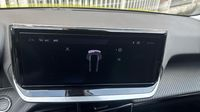 Peugeot 208 1.2 100ch S&S Allure — photo 29