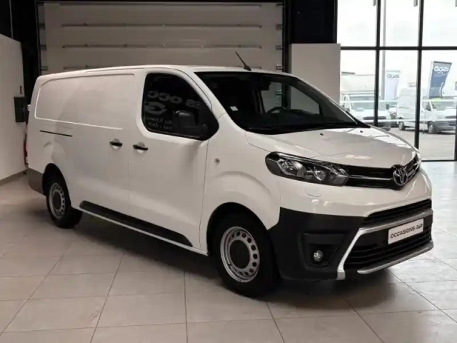 Toyota Proace medium 2.0 d-4d 140 business rc21 (16250?ht) — photo 3