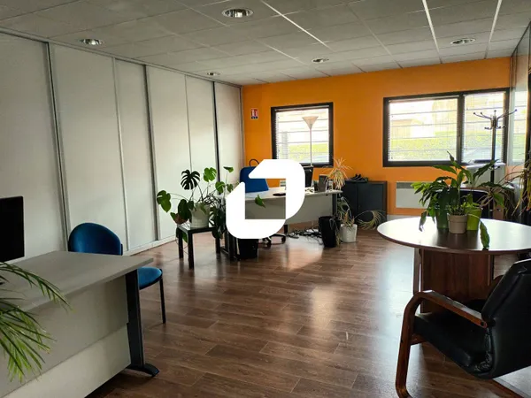 Bureaux 341 m²