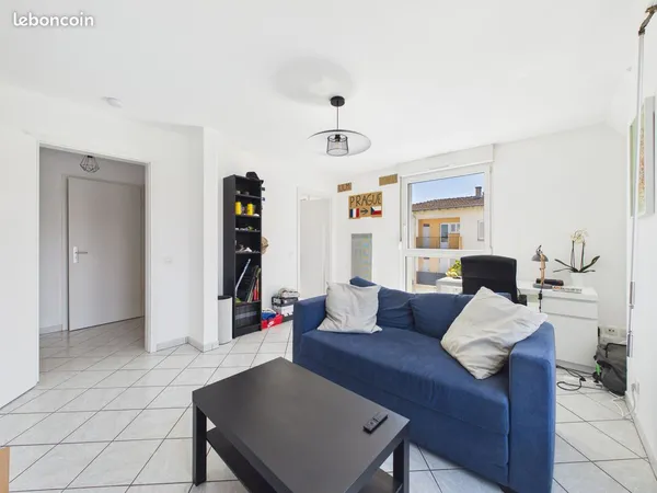 Appartement - 2 pièces - 42 m² - Etage 2/2