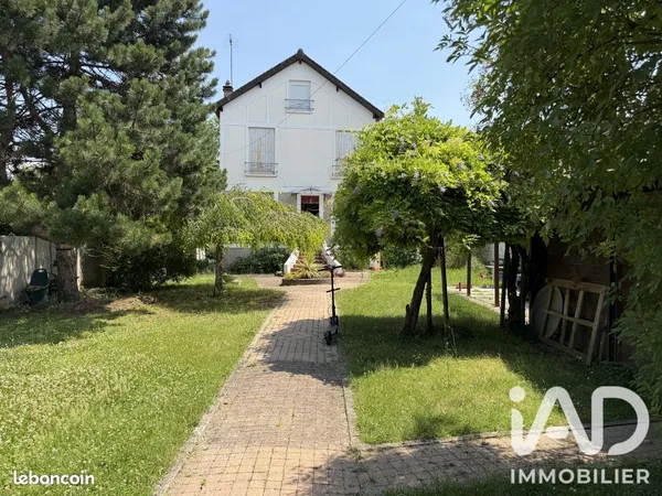 Maison 7 pièces 134 m²