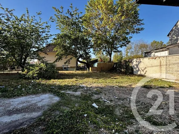 Terrain constructible 348 m²
