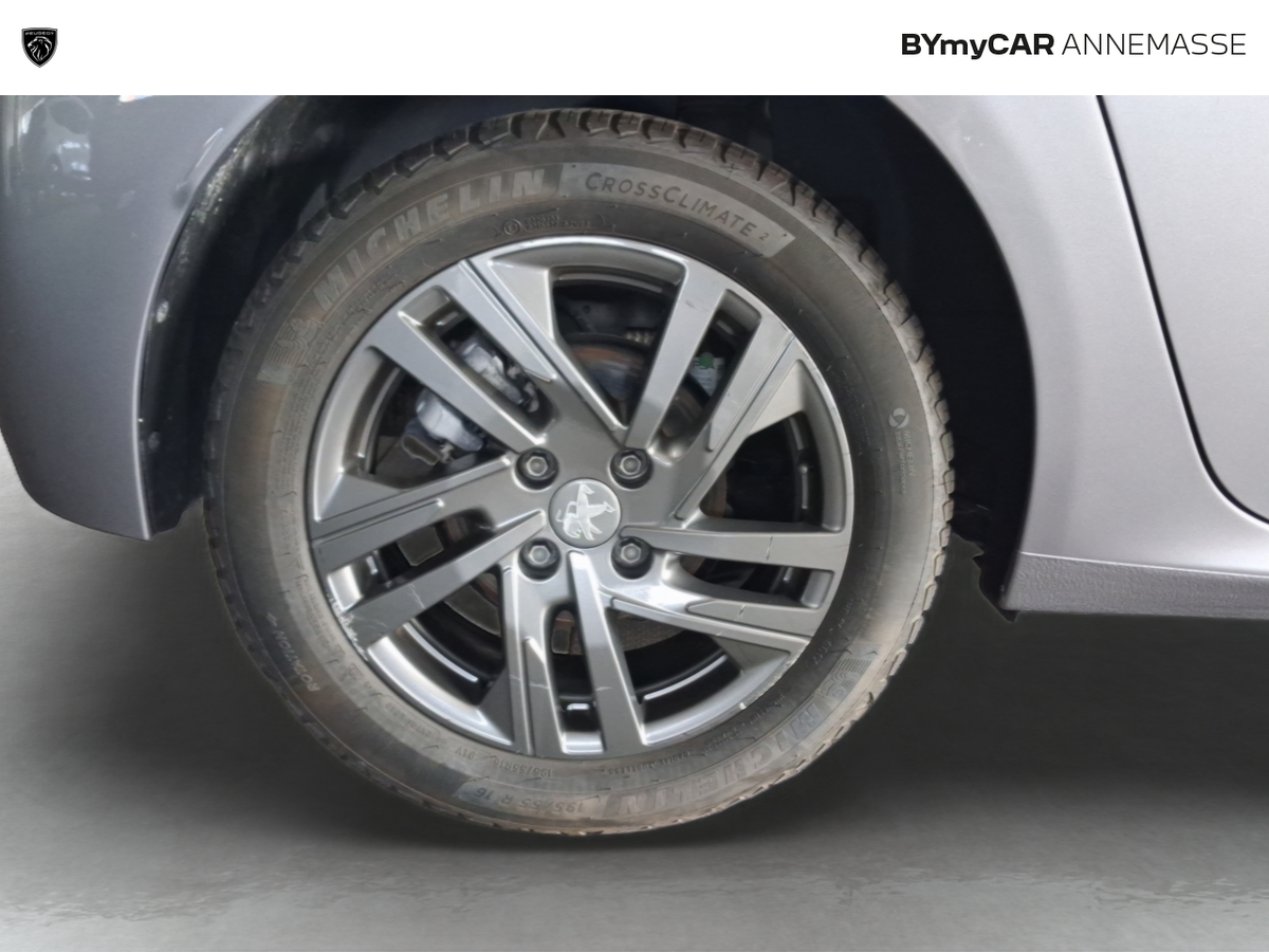 Peugeot 208 PureTech 100 S&amp;S EAT8 — photo 16
