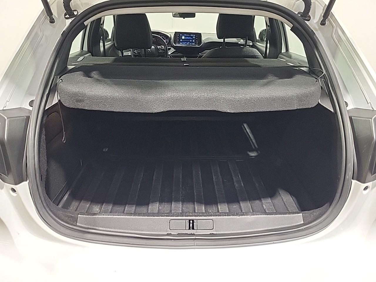 Peugeot 208 puretech 100 s&s eat8 active pack — photo 14