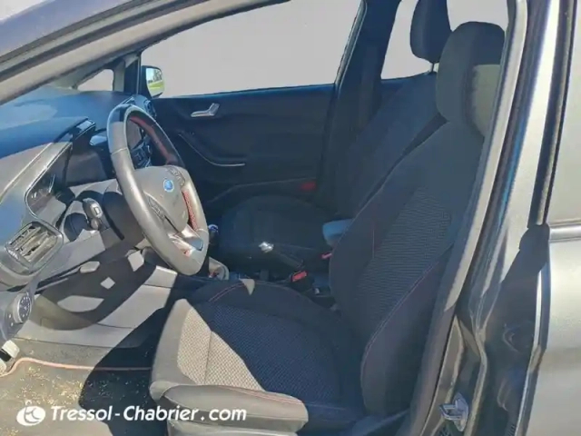 Ford Fiesta 1.0 ecoboost 95 ch s&amp;s bvm6 st-line — photo 9