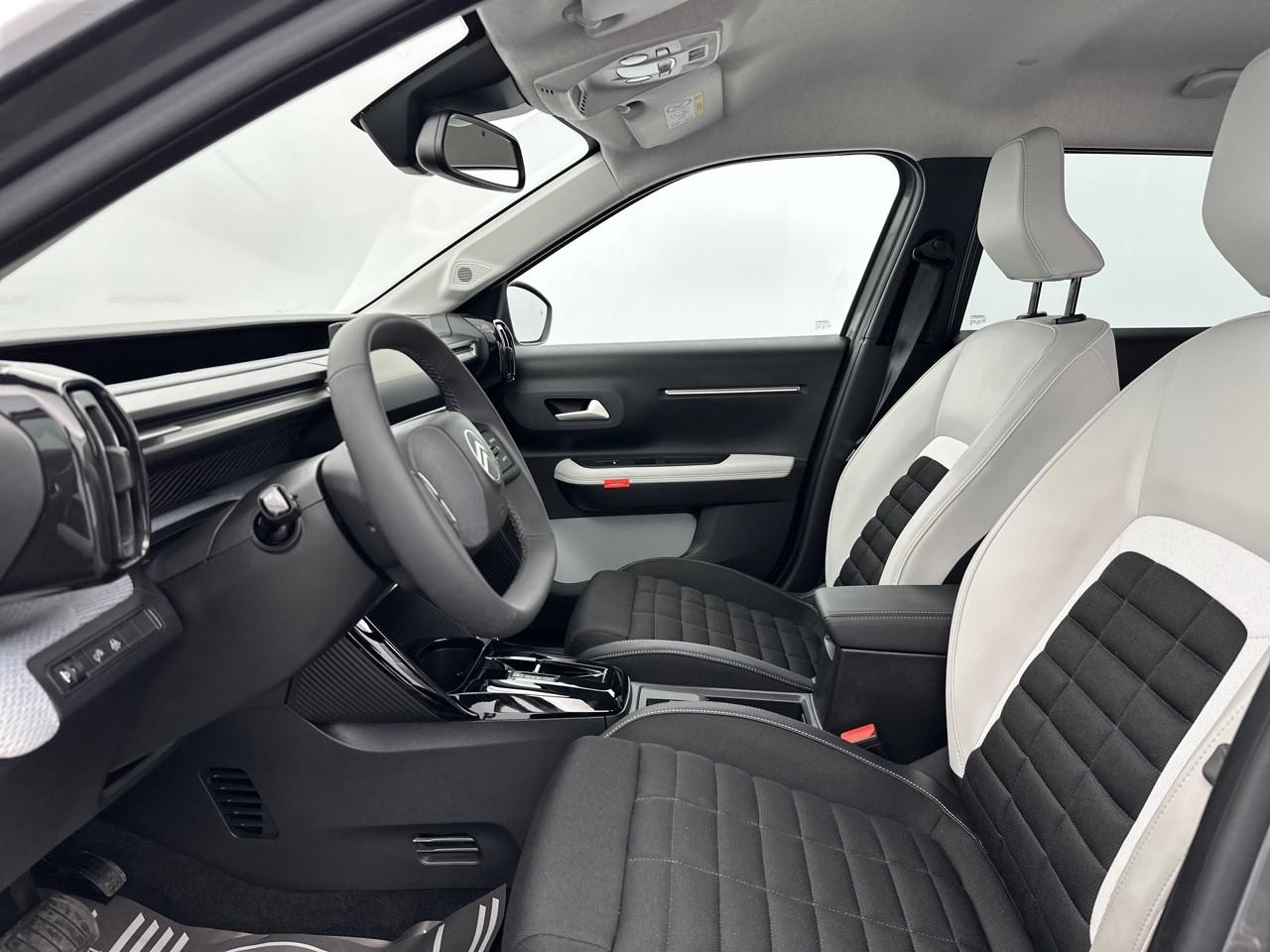 Citroën C3 Aircross hybride 145 ch aut max — photo 9