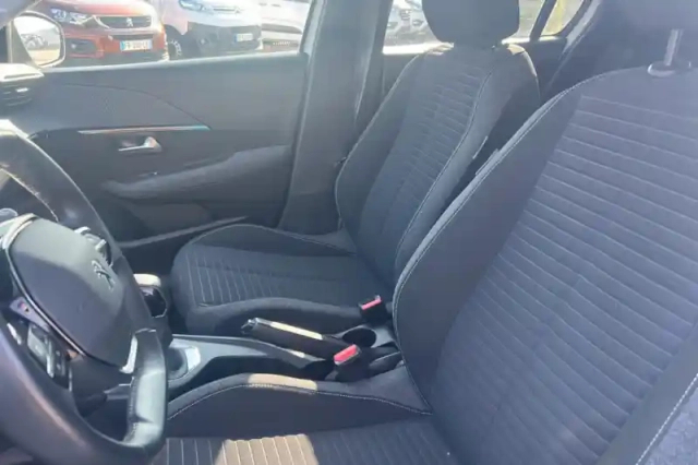 Peugeot 208 puretech 75 s&amp;s bvm5 — photo 10