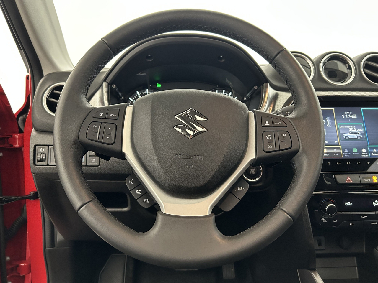 Suzuki Vitara — photo 15