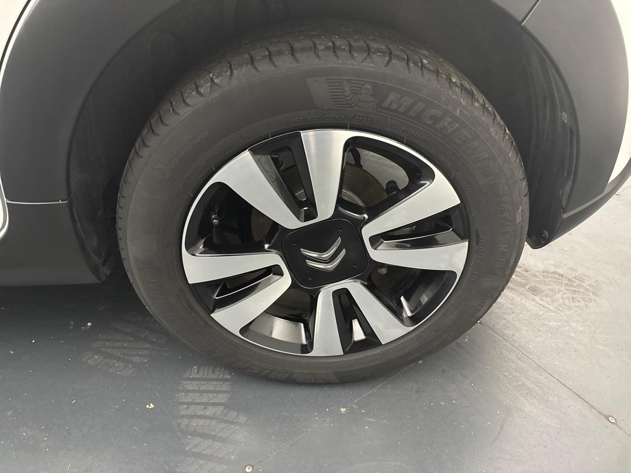 Citroën C3 puretech 110 s&s eat6 shine — photo 16