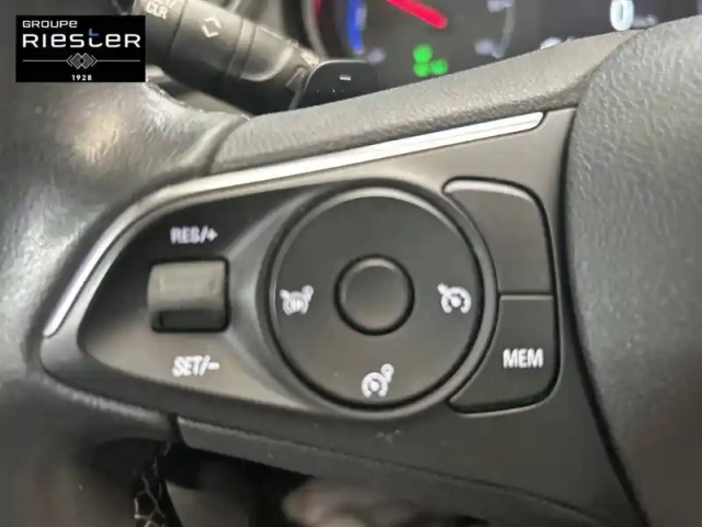 Opel Grandland X hybrid 225 ch bva8 — photo 19