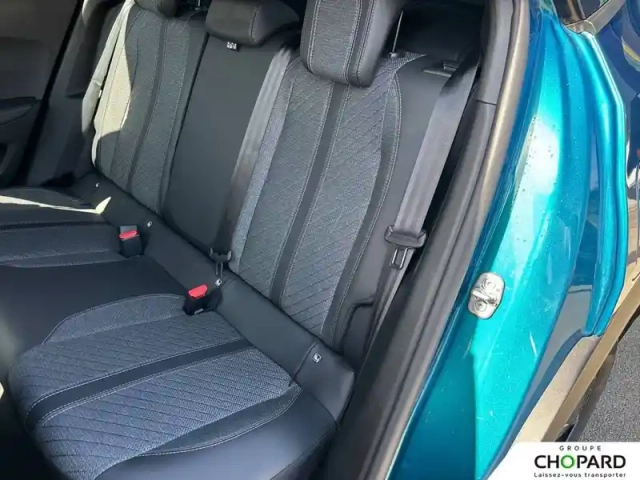 Peugeot 2008 hybrid 145 e-dcs6 — photo 19