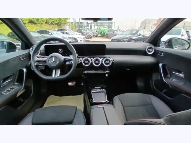 Mercedes Classe A 200 d amg line — photo 11