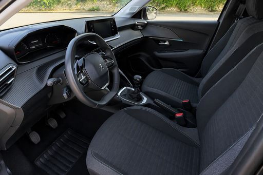 Peugeot 208 1.2 PureTech 100 - Style – 2022 – 41782 km – Essence – Boîte Manuelle — photo 6