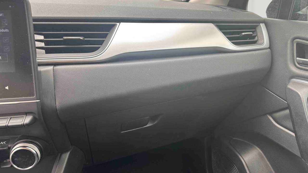 Renault Captur TCe 90 — photo 21